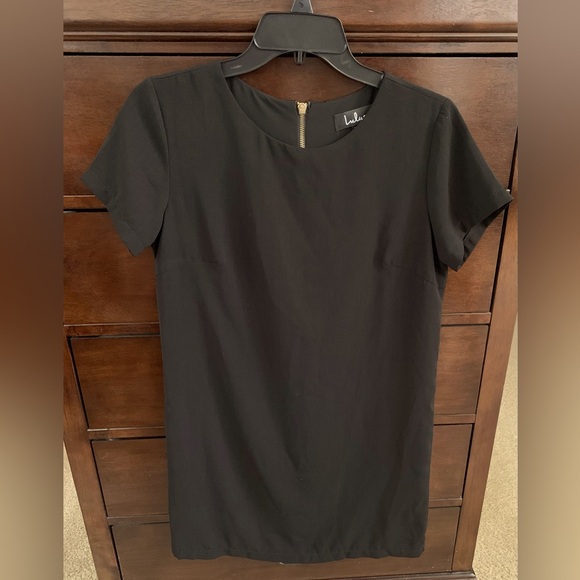 LULU’s Black Shift Dress Built-in Lining Rear Back Zip Closure Women’s XS - Picture 1 of 4